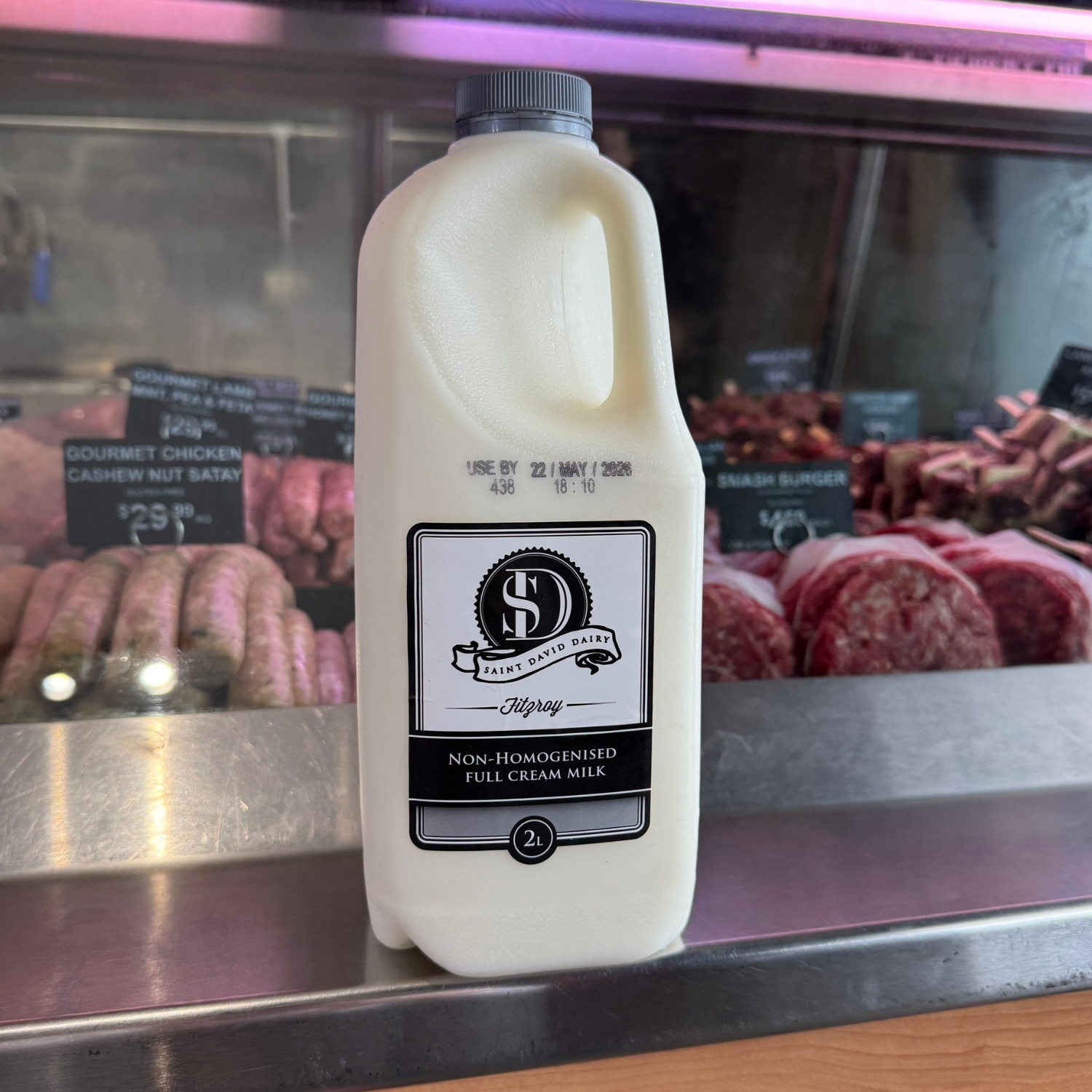 St David Dairy - Non-Homogenised Full Cream Milk 2L